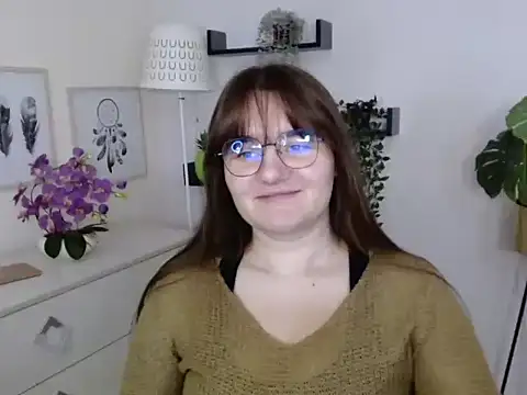 Julie Diamond online show from 17, 10, 2025