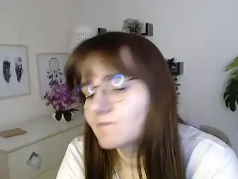 Julie Diamond online show from 20, 11, 2025