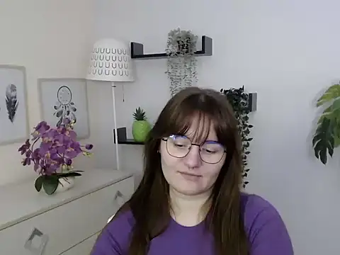 Julie Diamond online show from 15, 12, 2025