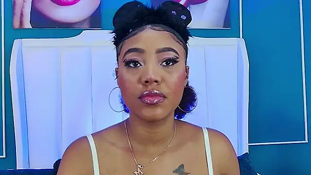 AngelaRoberts online show from 17, 10, 2025