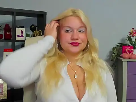 Snapshot of samantha_darling chatting on 21, 7, 2026 samantha darling online show from 21, 7, 2026