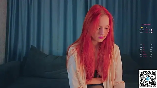 GildedKitten online show from 10, 10, 2025