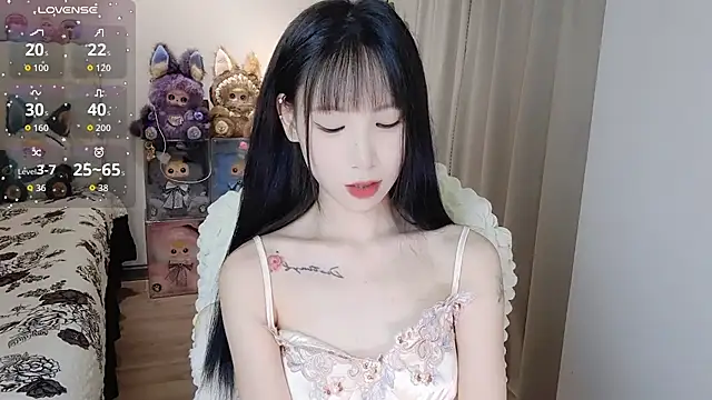 Snapshot of M-OTT_ chatting on 9, 7, 2026 M-OTT online show from 9, 7, 2026