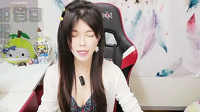 Alina10932 online show from 5, 12, 2025