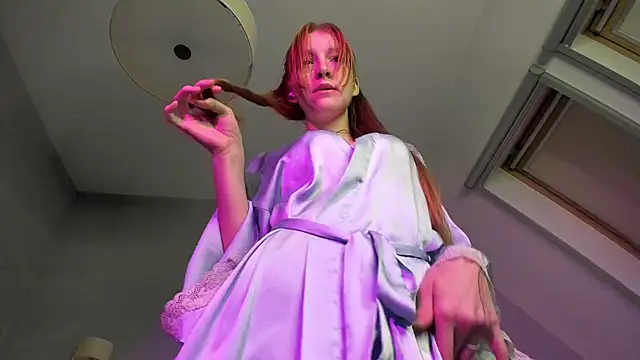 FoxieKiss online show from 2, 10, 2025