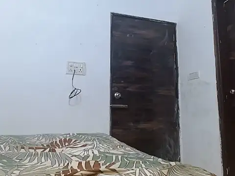 Snapshot of soya_queen chatting on 21, 11, 2025 soya queen online show from 21, 11, 2025