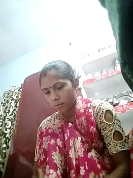 Laxmixx2 online show from 25, 10, 2025