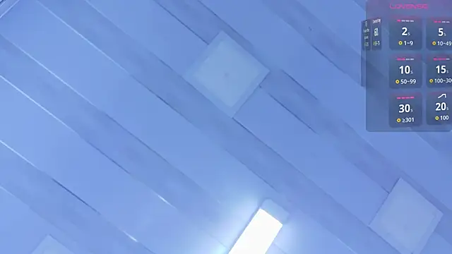 Luciana r online show from 8, 9, 2025