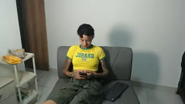 ParisAndVi online show from 28, 11, 2025