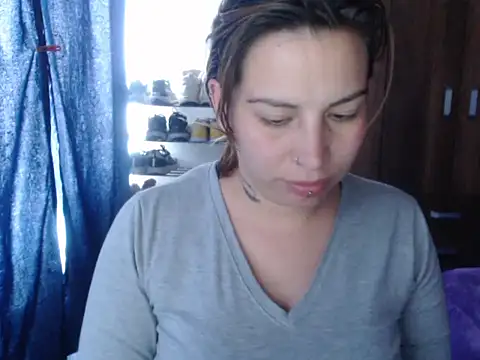 cloequeen15 online show from 26, 11, 2025