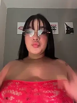 Snapshot of Aliciawhitee chatting on 15, 2, 2026 Aliciawhitee online show from 15, 2, 2026