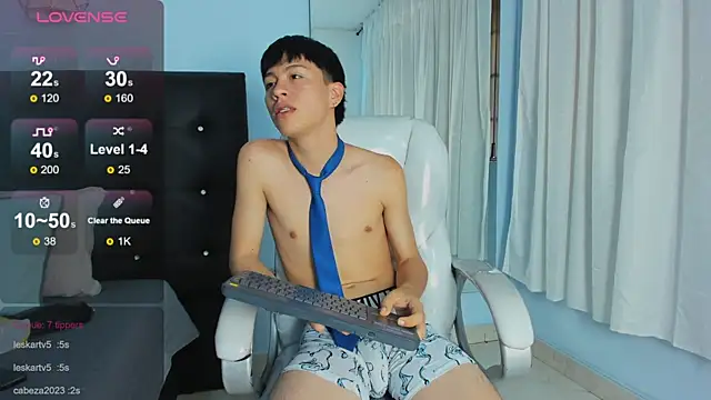 Snapshot of Abraham_horny18 chatting on 6, 11, 2025 Abraham horny18 online show from 6, 11, 2025