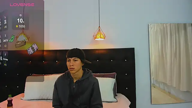 Snapshot of Abraham_horny18 chatting on 17, 11, 2025 Abraham horny18 online show from 17, 11, 2025