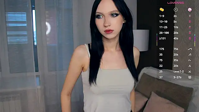 Snapshot of MalvinaKroening chatting on 28, 9, 2025 MalvinaKroening online show from 28, 9, 2025