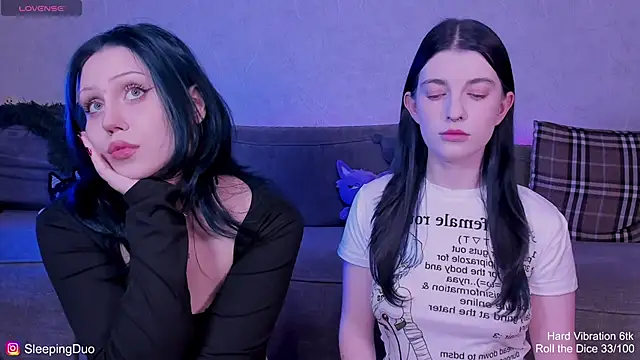 Threesomebabes online show from 14, 6, 2026
