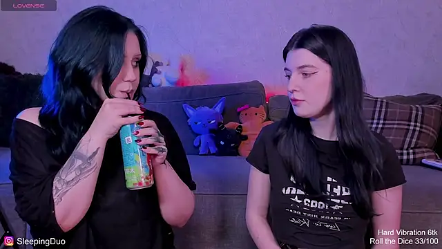 Threesomebabes online show from 16, 6, 2026