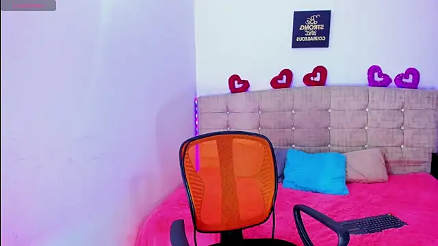 Snapshot of Lushy_sweet chatting on 7, 11, 2025 Lushy sweet online show from 7, 11, 2025