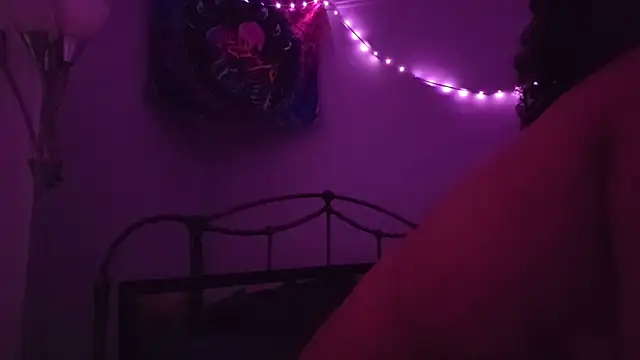 Snapshot of puddled_wonderland chatting on 4, 11, 2025 puddled wonderland online show from 4, 11, 2025