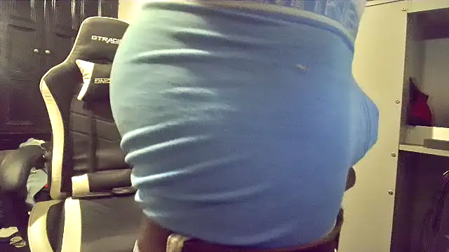 Snapshot of Robbin_Bnks chatting on 12, 9, 2025 Robbin Bnks online show from 12, 9, 2025