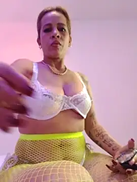 Alisson Milf online show from 25, 2, 2026