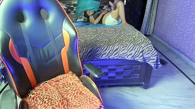 Snapshot of ShylaGill chatting on 16, 10, 2025 ShylaGill online show from 16, 10, 2025