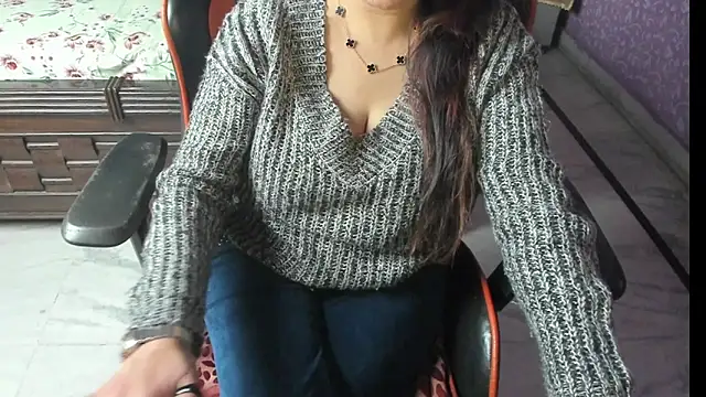 Snapshot of ShylaGill chatting on 17, 12, 2025 ShylaGill online show from 17, 12, 2025