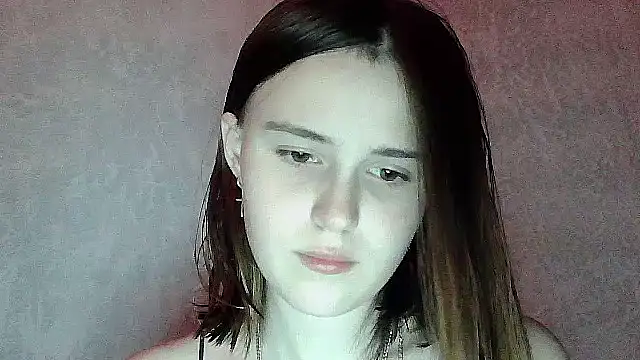 SweetLoraa online show from 3, 11, 2025