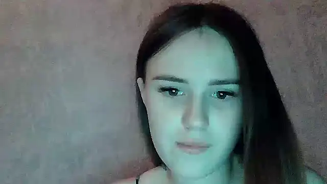 SweetLoraa online show from 15, 2, 2026