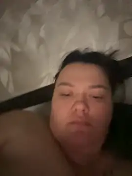 Snapshot of SunnyLeila2101 chatting on 22, 10, 2025 SunnyLeila2101 online show from 22, 10, 2025