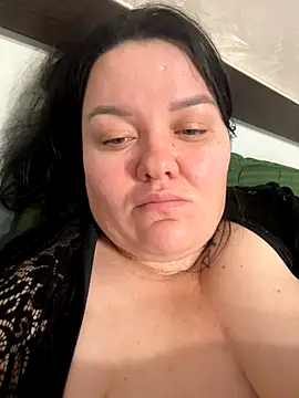 Snapshot of SunnyLeila2101 chatting on 28, 10, 2025 SunnyLeila2101 online show from 28, 10, 2025