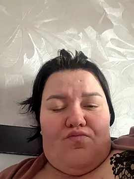 Snapshot of SunnyLeila2101 chatting on 3, 12, 2025 SunnyLeila2101 online show from 3, 12, 2025