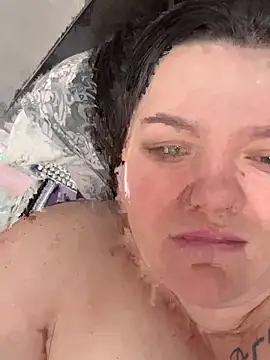 Snapshot of SunnyLeila2101 chatting on 9, 2, 2026 SunnyLeila2101 online show from 9, 2, 2026