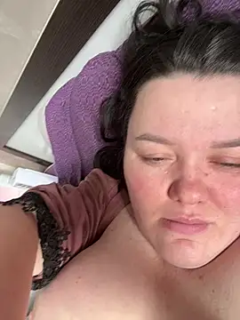 Snapshot of SunnyLeila2101 chatting on 11, 2, 2026 SunnyLeila2101 online show from 11, 2, 2026