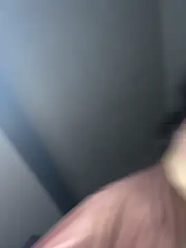 Snapshot of SunnyLeila2101 chatting on 4, 3, 2026 SunnyLeila2101 online show from 4, 3, 2026