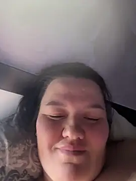 Snapshot of SunnyLeila2101 chatting on 10, 3, 2026 SunnyLeila2101 online show from 10, 3, 2026