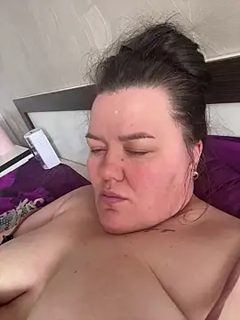 Snapshot of SunnyLeila2101 chatting on 22, 3, 2026 SunnyLeila2101 online show from 22, 3, 2026