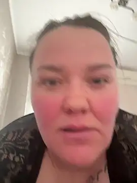 Snapshot of SunnyLeila2101 chatting on 1, 4, 2026 SunnyLeila2101 online show from 1, 4, 2026