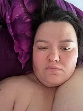 Snapshot of SunnyLeila2101 chatting on 7, 4, 2026 SunnyLeila2101 online show from 7, 4, 2026