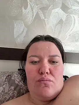 Snapshot of SunnyLeila2101 chatting on 13, 4, 2026 SunnyLeila2101 online show from 13, 4, 2026