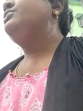 Snapshot of Tamilreethu chatting on 4, 10, 2025 Tamilreethu online show from 4, 10, 2025