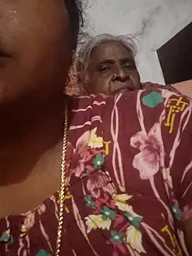 Snapshot of Tamilreethu chatting on 2, 11, 2025 Tamilreethu online show from 2, 11, 2025