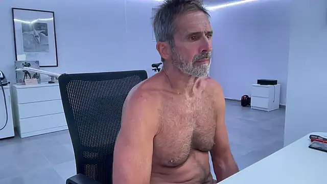 Snapshot of cumwithbrad chatting on 19, 9, 2025 cumwithbrad online show from 19, 9, 2025