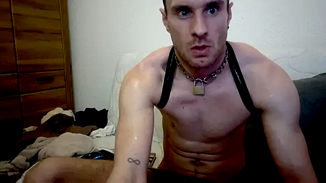 Snapshot of sexbooy27 chatting on 3, 2, 2026 sexbooy27 online show from 3, 2, 2026