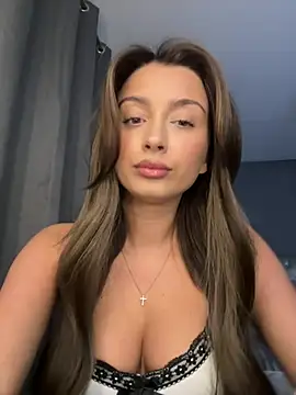 ellariverss online show from 21, 5, 2026