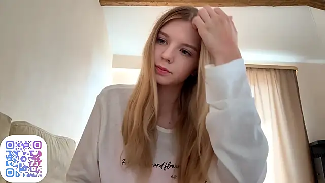 Snapshot of FruityXo chatting on 9, 9, 2025 FruityXo online show from 9, 9, 2025