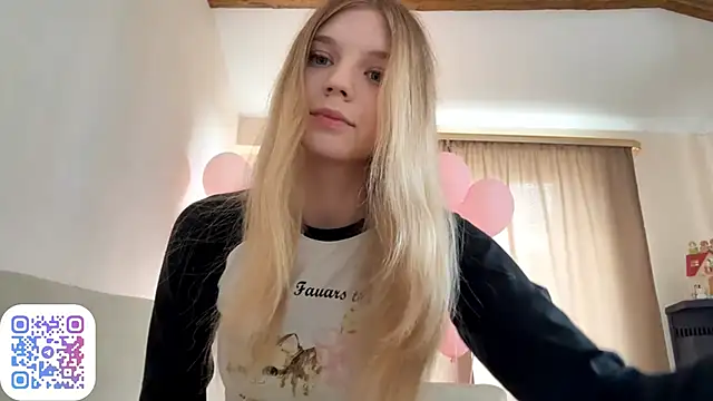 Snapshot of FruityXo chatting on 21, 9, 2025 FruityXo online show from 21, 9, 2025