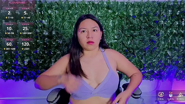 Snapshot of BellaRoux1 chatting on 2, 2, 2026 BellaRoux1 online show from 2, 2, 2026