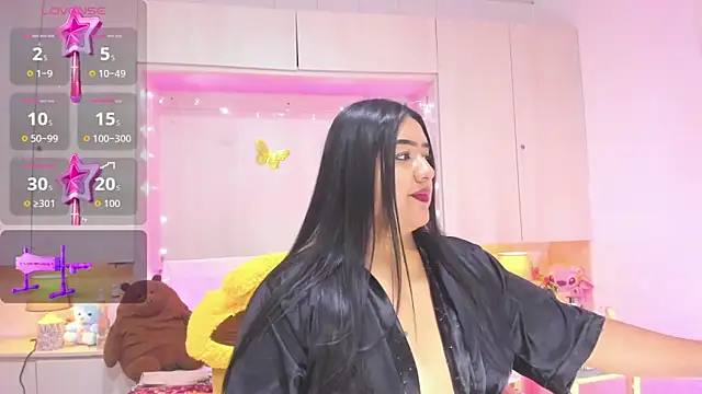LilyWhitney online show from 31, 5, 2026