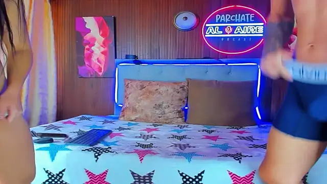 dereck and julie online show from 28, 9, 2025