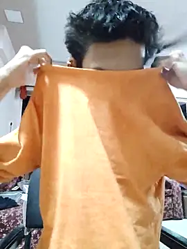 Snapshot of yung_cplz chatting on 16, 9, 2025 yung cplz online show from 16, 9, 2025